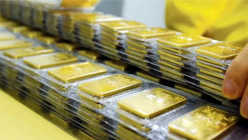 Vàng miếng SJC lại vượt ngưỡng 150 triệu đồng/lượng